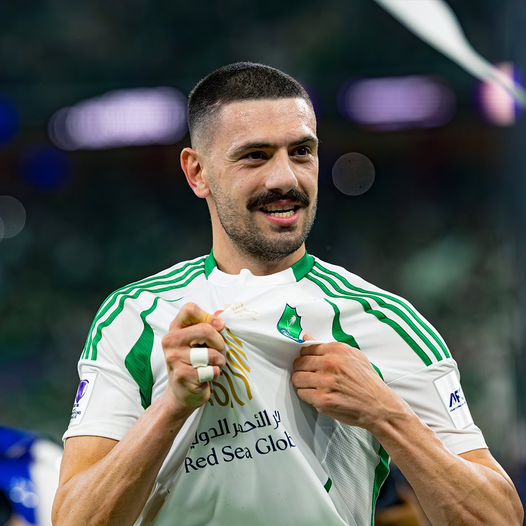 Merihdemiral's tweet image. Told you. Can’t imagine how much i love this club.