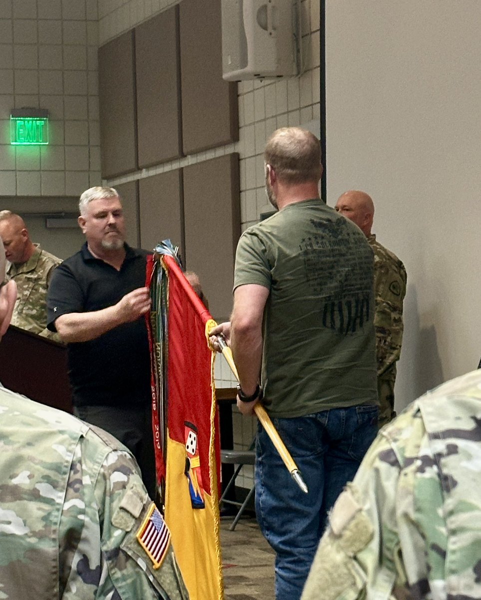 UTNationalGuard's tweet image. Recognizing the Utah National Guard’s 65th Field Artillery Brigade for meritorious service while deployed. More than 130 combat fire missions, taking down ISIS networks and stabilizing the theater of operations for U.S and Coalition Forces. Congratulations Redlegs of @65thFA_BDE