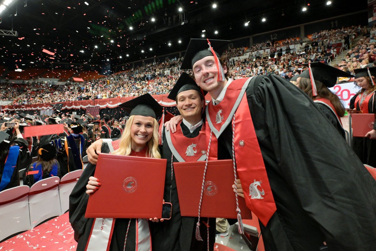 🎓 Today, we proudly welcomed a new generation of Cougs into the Cougar family! Congratulations to the 106 undergraduate students who earned their degrees in biochemistry, genetics and cell biology, microbiology, and neuroscience, as well as our master’s students &amp; PhD graduates.
