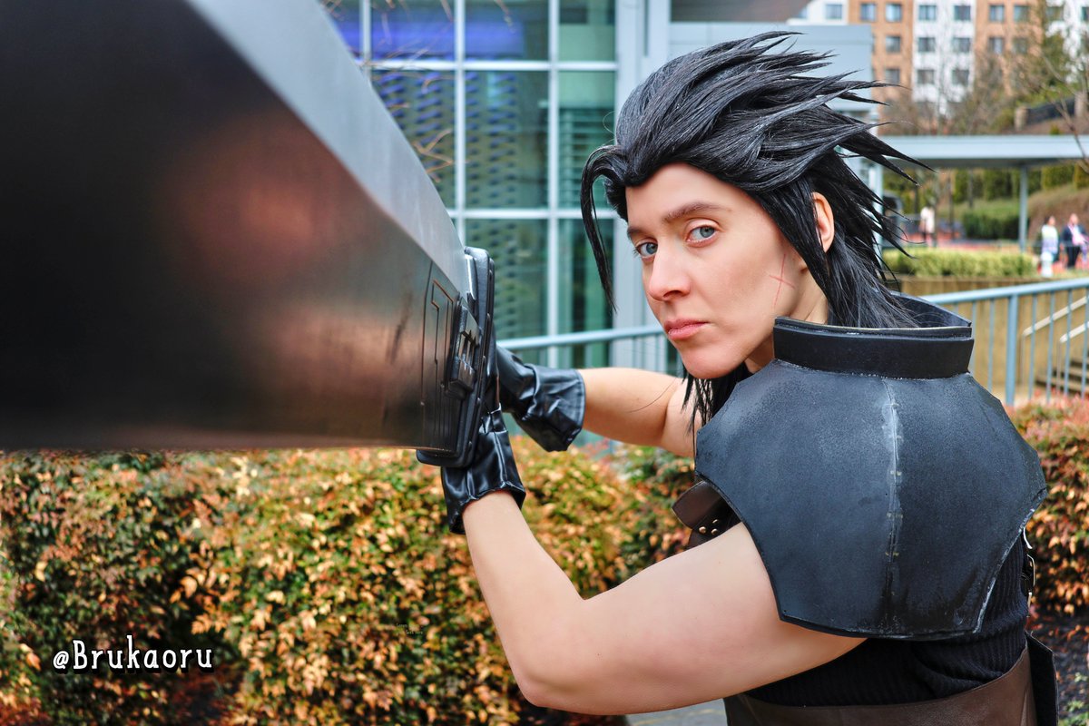 "Embrace your dreams, and whatever happens, protect your honor... as SOLDIER!" - Zack Fair

#Cosplay | #ZackFair | #FFVII | #FinalFantasy7

Photographer: <a href="/MazManZero/">Ryan</a>