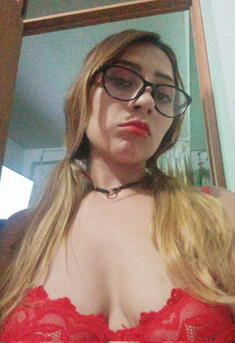 queeniaxx's tweet photo. Foto actualizada aquí por esta guapota ❤️ https://t.co/SHH0IMV5b5