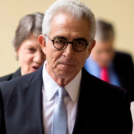 GUSI_ESESOYYO's tweet image. La #GeneracionDeCristal esta mirando la extinción de los últimos DINOSAURIOS 

JAJAJAJAJA 

#PinchesCinicosDelPRIANMC