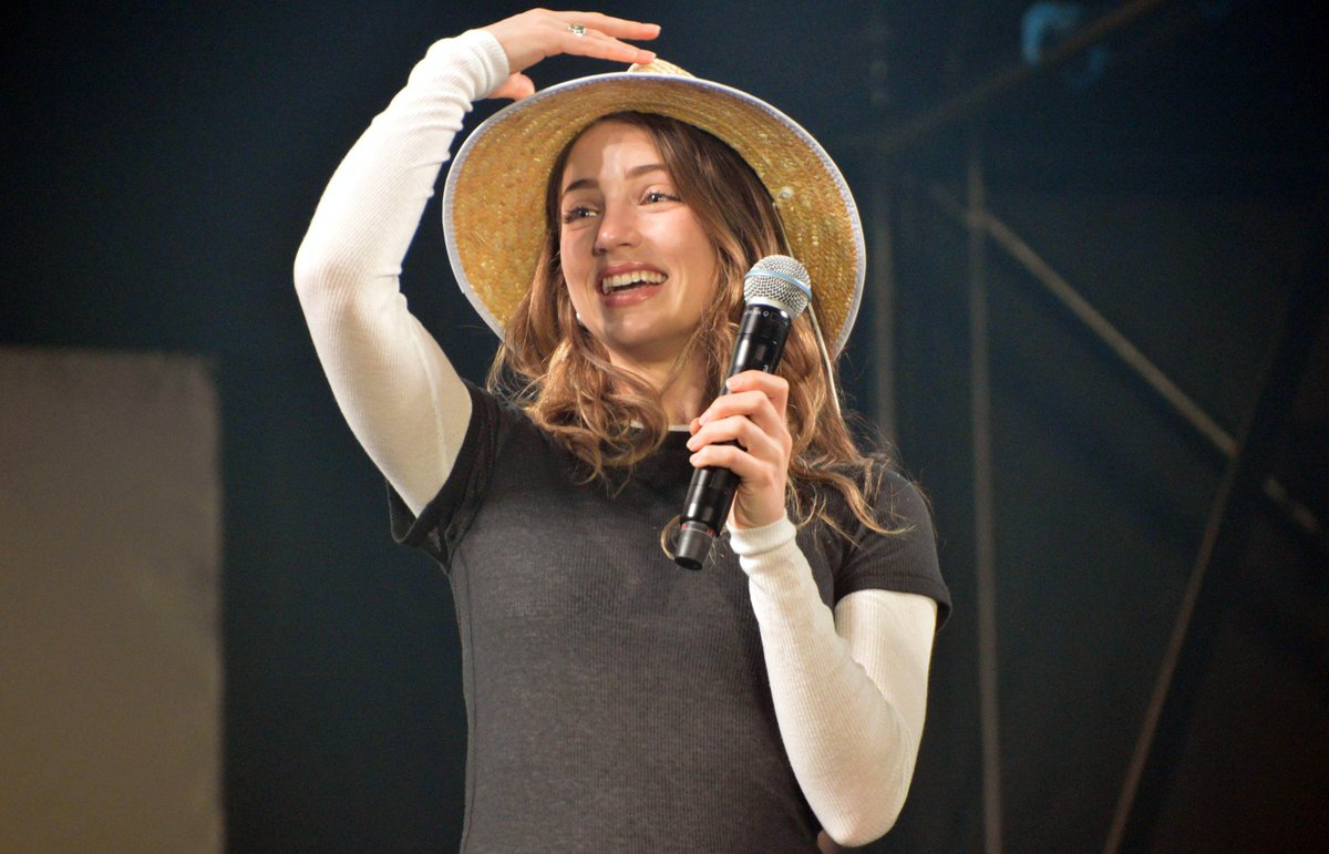 実写版「ONE PIECE」ナミ役エミリー・ラッドに会場のファンも