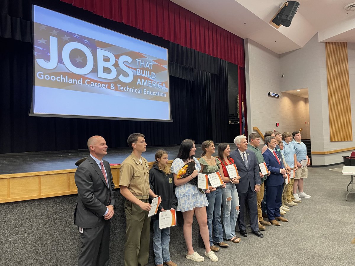 Steve Geyer (@saggeyer) on Twitter photo CTE Signing Day 2025 🔥 Proud of these Bulldogs!
<a href="/glndschools/">Goochland County Public Schools Schools</a> | <a href="/GoochlandHigh/">Goochland High School</a> | <a href="/BHahnGHS/">Brian Hahn</a> | <a href="/WatsonBwatson/">Bruce Watson</a> CTE Signing Day 2025 🔥 Proud of these Bulldogs!
<a href="/glndschools/">Goochland County Public Schools Schools</a> | <a href="/GoochlandHigh/">Goochland High School</a> | <a href="/BHahnGHS/">Brian Hahn</a> | <a href="/WatsonBwatson/">Bruce Watson</a>