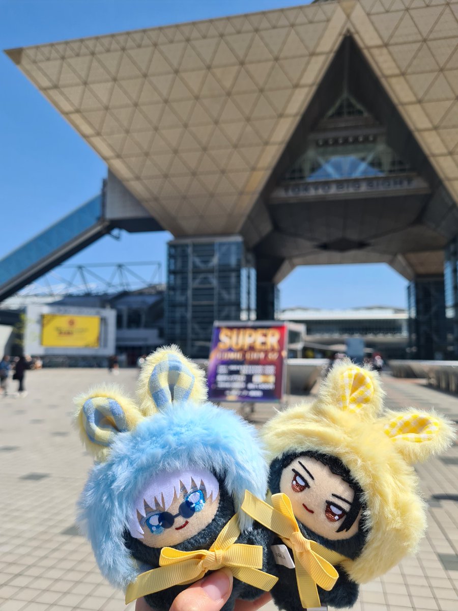 risujuju's tweet image. 昨日ありがとうございました!
あいにくこれで私の最後のイベントになりました。寂しい…😭
でも数年前からフォローしているサークルさんとやっと会えて本当に嬉しくて、イベントの思い出ずっと大切にします。無論、これからも最強の二人を描き続けます💪🏻
またいつか!💙