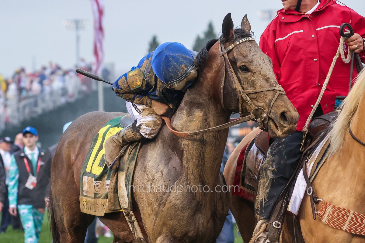 j_michaud_photo's tweet photo. Sovereignty wins the 151st Kentucky Derby @OldhamEraSports @TheOldhamEra https://t.co/nuWk3ESo0l