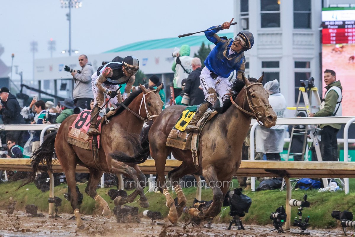 j_michaud_photo's tweet photo. Sovereignty wins the 151st Kentucky Derby @OldhamEraSports @TheOldhamEra https://t.co/nuWk3ESo0l