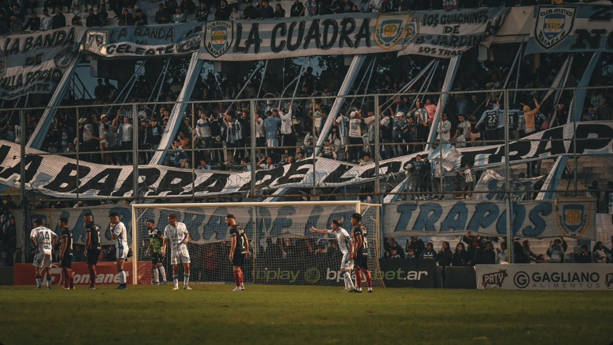 Permiso, córrete que llegó el puntero