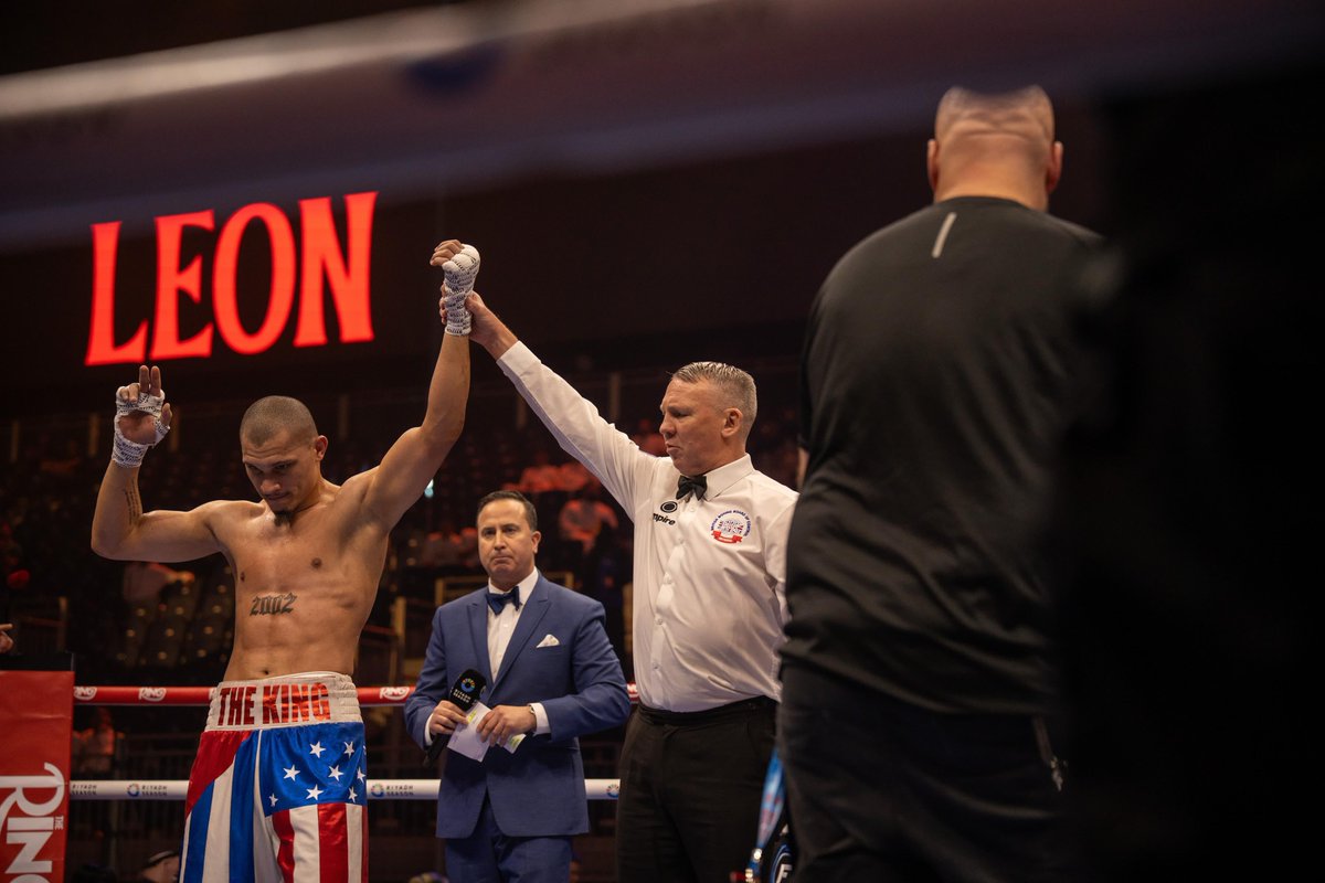 Brayan Leon defeats Aaron Guerrero at Fatal Fury: City of the Wolves – Canelo vs Scull 😎🥊

Buy PPV now on DAZN 👇
dazn.com

@fatalfury_pr
