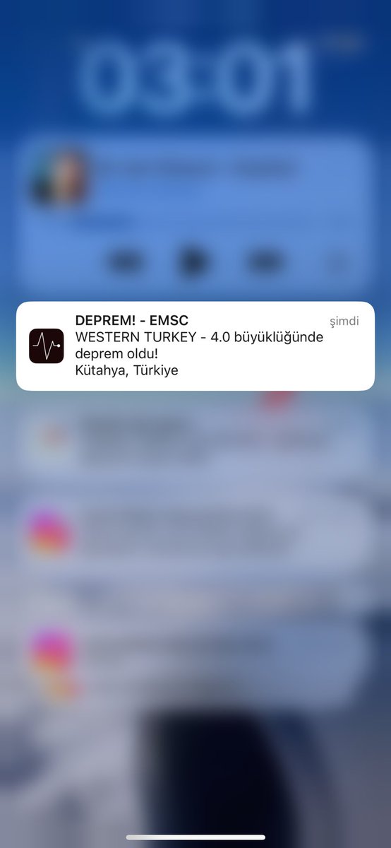 şu uygulamayı herkesin indirmesi lazım. bildirim sesiyle deprem durum bilincini inanılmaz artırıyor