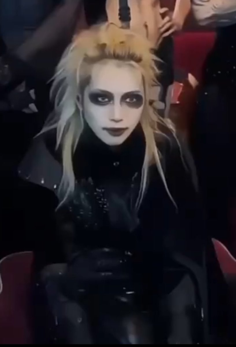 00zetta00's tweet photo. Tell me you see it too… https://t.co/KjnH3Z5AoN