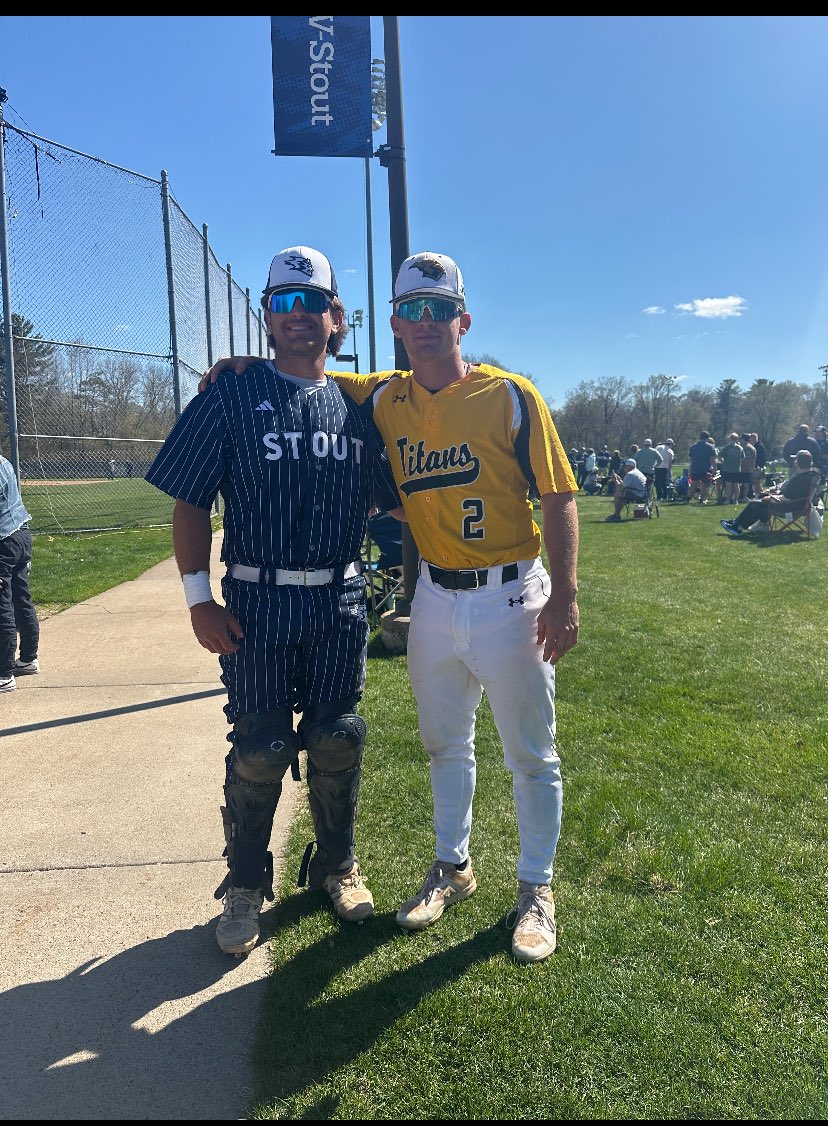 Hounds Coach Anderson (@houndsanderson) on Twitter photo 2 former hounds Anderson players always awesome to see. #brothersforlife it is more than just the game <a href="/houndsplayball/">Hounds Baseball</a> 2 former hounds Anderson players always awesome to see. #brothersforlife it is more than just the game <a href="/houndsplayball/">Hounds Baseball</a>