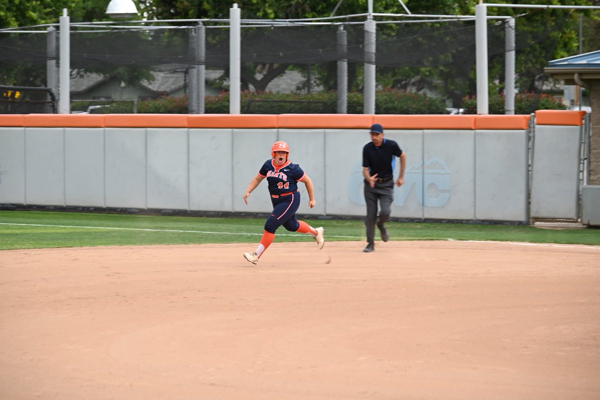 COS Athletics (@cosathletics) on Twitter photo Final: <a href="/COSGiantsSB/">COS Softball</a> falls 3-2 in Game 2 and 5-2 in Game 3, dropping the playoff series to Monterey Peninsula 2-1. Congrats to the Lobos and thank you to all our fans for the GIANT support all season! #GoGiants Final: <a href="/COSGiantsSB/">COS Softball</a> falls 3-2 in Game 2 and 5-2 in Game 3, dropping the playoff series to Monterey Peninsula 2-1. Congrats to the Lobos and thank you to all our fans for the GIANT support all season! #GoGiants