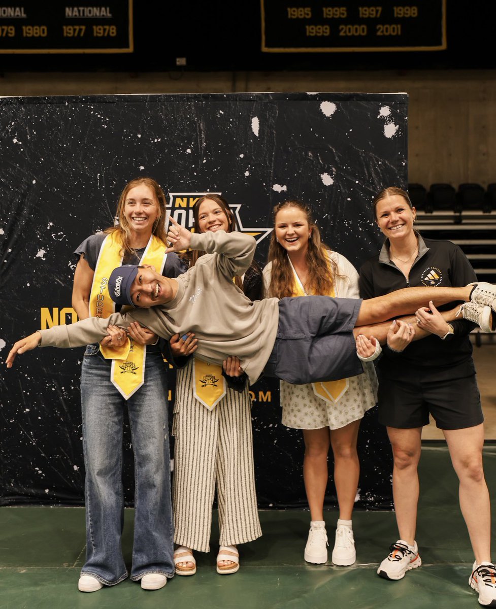 NKUNorseWGolf's tweet photo. One more week until our ladies graduate! 👩‍🎓 

#NorseUp https://t.co/m74ONBjqGx