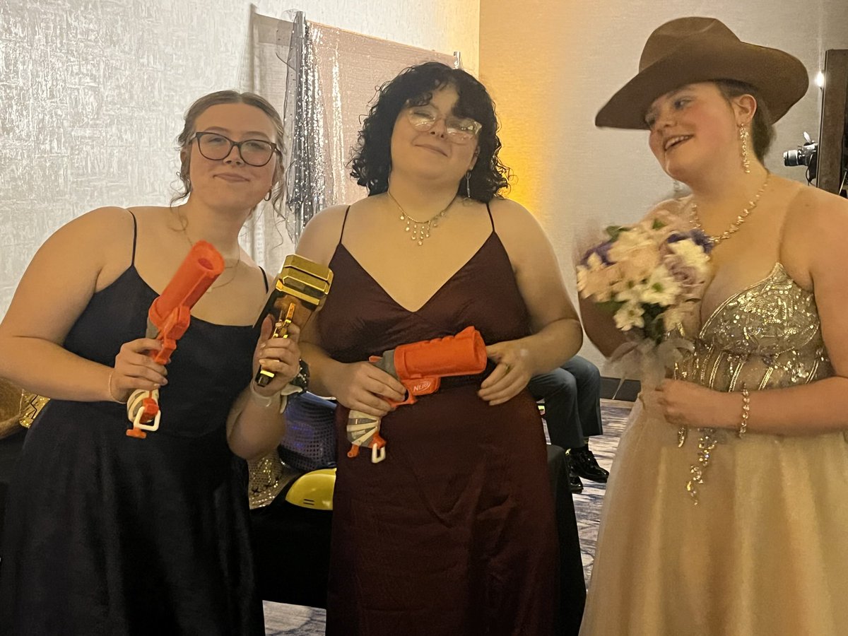 Mrs. Katie Rumbarger tweet media