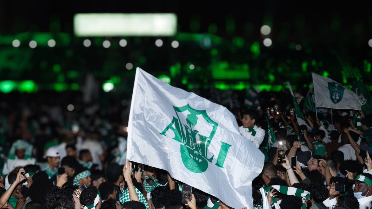 nawafbhd's tweet photo. مبروك لـ النادي #الأهلي تحقيق بطولة آسيا

#الاهلي_الملكي https://t.co/WiMEGHbCVP