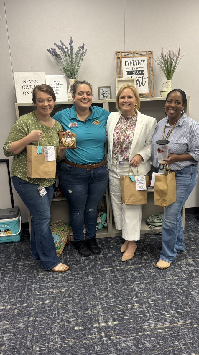 Mrs. Cerny (@cernysclass) on Twitter photo Thank you <a href="/readygrowgarden/">Ready to Grow Garden</a> and <a href="/texasroadhouse/">Texas Roadhouse</a> for all the love and appreciation! ❤️I feel so proud and thankful for the work we get to do with and for kids every day <a href="/RobisonES/">Robison ES</a> Thank you <a href="/readygrowgarden/">Ready to Grow Garden</a> and <a href="/texasroadhouse/">Texas Roadhouse</a> for all the love and appreciation! ❤️I feel so proud and thankful for the work we get to do with and for kids every day <a href="/RobisonES/">Robison ES</a>