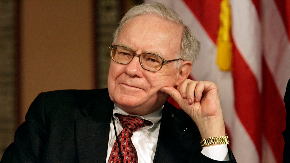 Warren Buffett umum akan bersara sebagai CEO Berkshire Hathaway pada akhir tahun ini

Pelabur veteran itu memaklumkan menerusi mesyuarat tahunan syarikatnya bahawa dia akan menyerahkan jawatan itu kepada Naib Pengerusi, Greg Abel. Setakat Mei 2025, Berkshire Hathaway dianggarkan