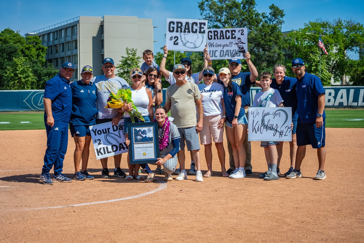 Thank you for everything seniors!! ❤️

#GoAgs