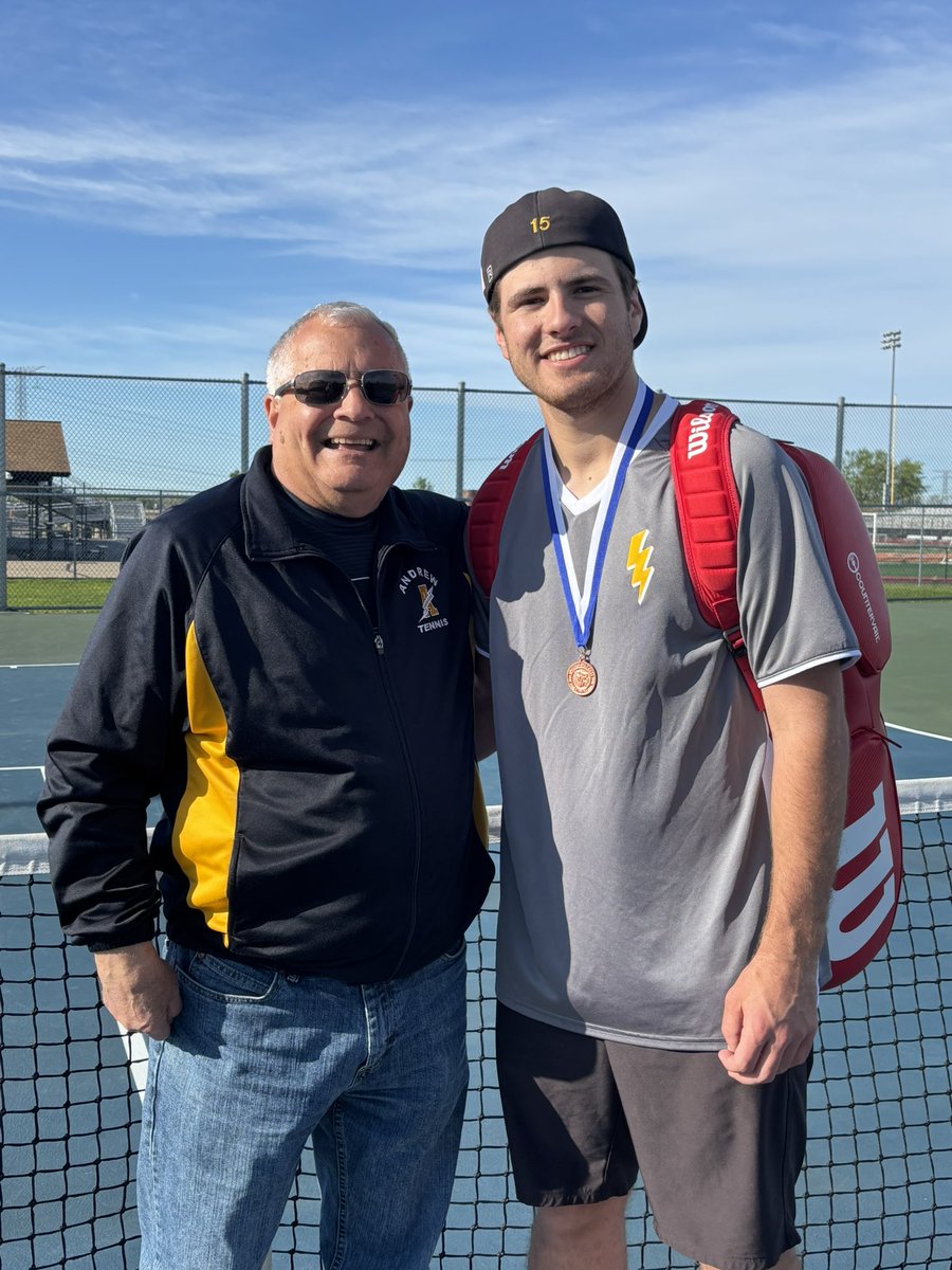 Congrats to Ben on his 5th place finish at #2 singles at the 24 team
LWE Invite His one loss was to the #1 seed! #1 Ean took 6th place out of 24. The team finished Top 10!
Won the Derby Trifecta!! Good day for the “Wolf”!