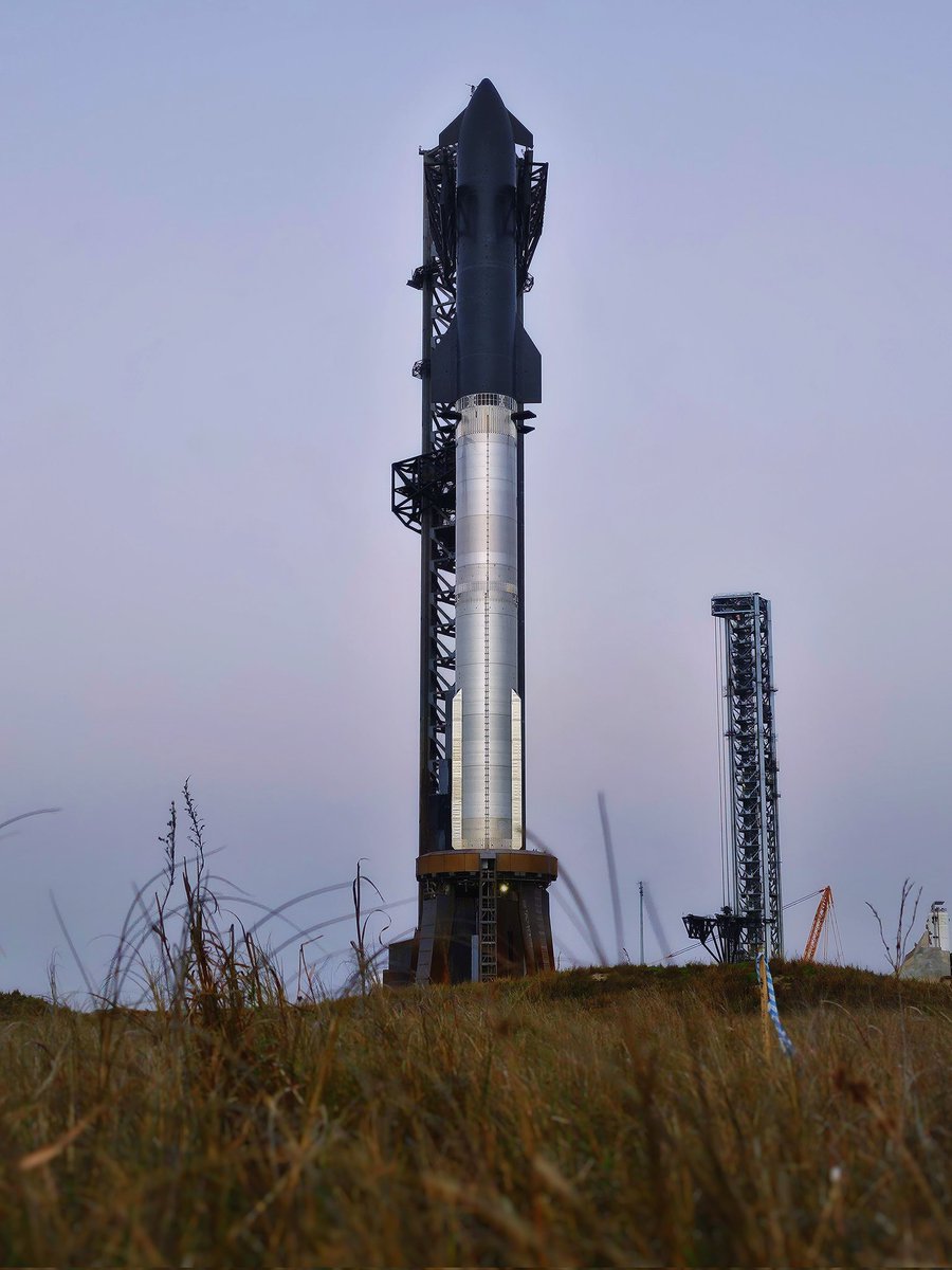 EzekielOverstr1's tweet image. The largest rocket is built in the city of Starbase Texas, a big win today for becoming a multi-planetary species.
