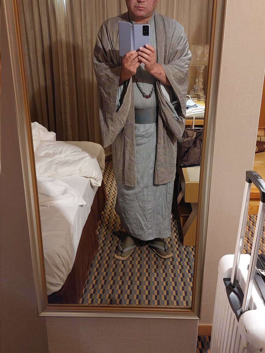 台湾でも着物着ています。こちらはもう夏。