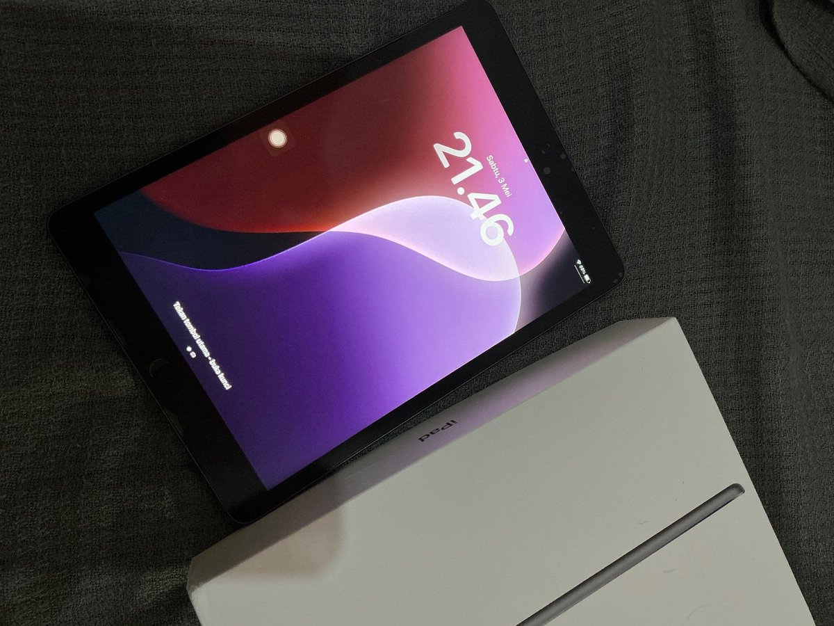 _flositivethink's tweet image. ✨WTS/JUAL✨
Ipad Gen 9
WiFi only+64 GB Grey
Full set

no minus, free 2 case, paperlike😊

Only 3,9 jt (bisa nego ya guys)
Pemakaian pribadi cuma nonton+edit2 aja
No minus yaa.

📍COD Semarang/Solo/Ngawi
Jual krn ganti device lain~
#zonauang #sale #preloved #jualipad