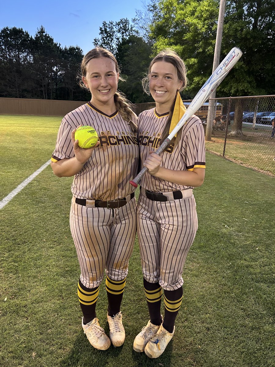 GenePhelps's tweet photo. Lucy Cochran, left, hurled a no-hitter and her catcher, Adison Russell, had 4 RBI with a double and an inside-the-park homer Saturday in East Union’s 7-0 win over Union to take their 2A state quarterfinals series. EU will host Sebastopol Thursday in Game 1 of the state semifinals https://t.co/cl40KXqwtT