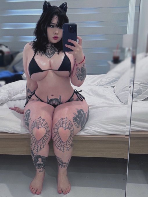 Watch venomous_dolly's leaked NSFW photo on TwXstars