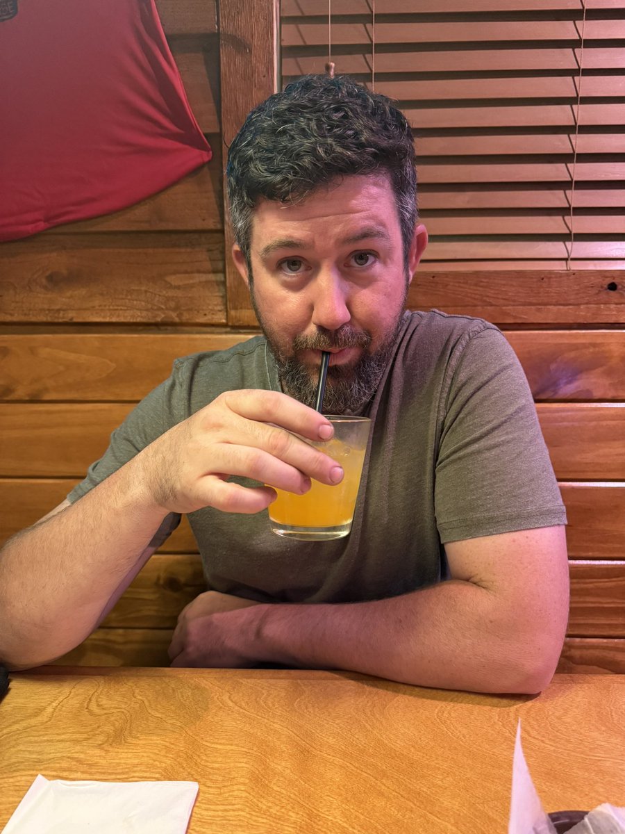 No racing tonight, so we supported our <a href="/CarrollSpeed/">Carroll SpeedShop</a> fam on Flo while enjoying a #DaleYeah drink at <a href="/texasroadhouse/">Texas Roadhouse</a>. But seriously the creamsicle <a href="/DaleJr/">Dale Earnhardt Jr.</a> came up with is fantastic!