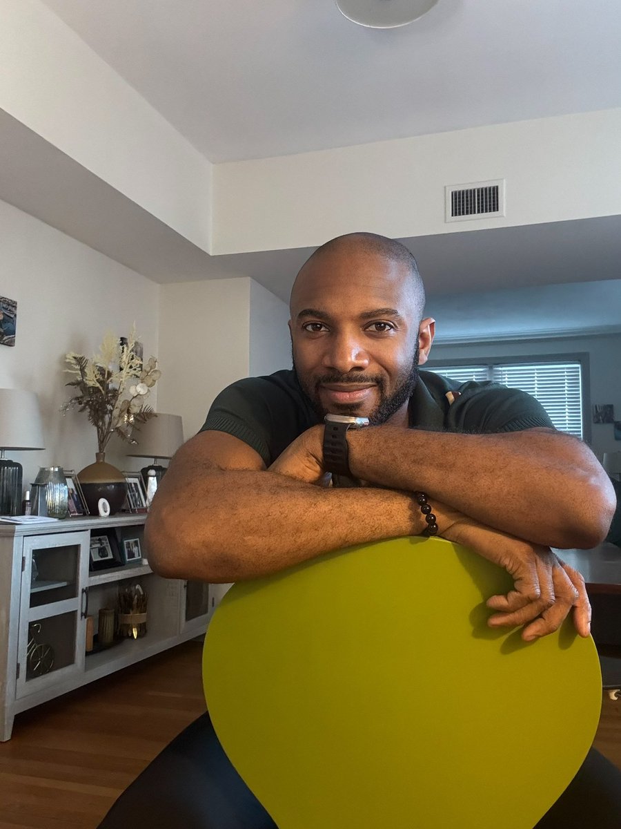 smilingderrick's tweet photo. https://t.co/ji2T8SFLYQ