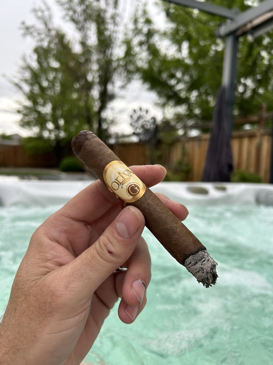 PastorAndPuros's tweet photo. Clouds above. Jets below.
🔥 @OlivaCigar #SerieG
Soak +Smoke Saturday nights
#CigarsOfX #PreacherAndPuros #SmokeAndSoak #HotTubHabits https://t.co/c01UENme6C