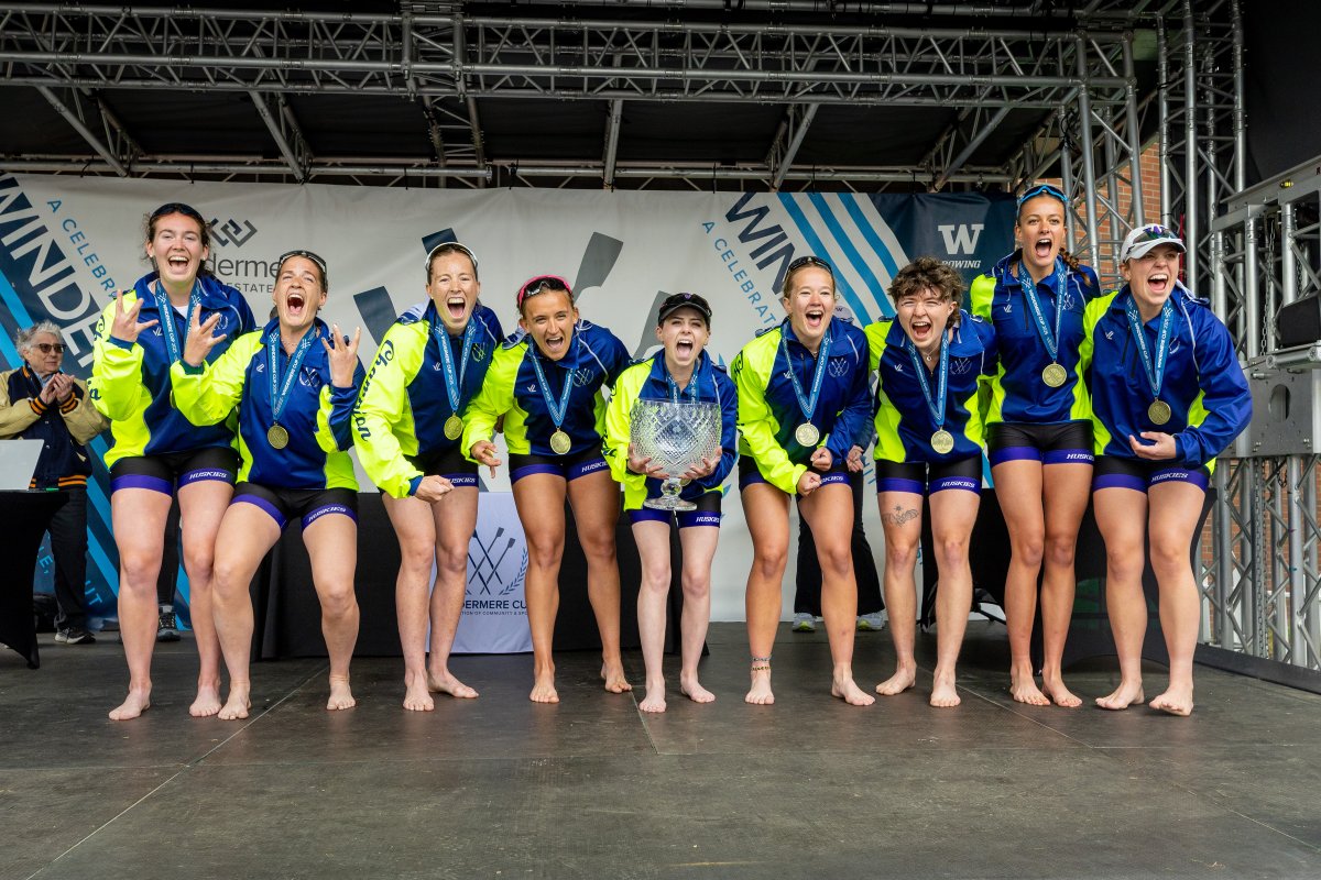 A sweep of the <a href="/WindermereCup/">Windermere Cup</a> for <a href="/UW_Rowing/">Washington Rowing</a>. <a href="/UWAthletics/">Washington Athletics</a> #TheBoysInTheBoat #MightyAreTheWomen #RowingU #WomenOfWashington #RowingTownUSA