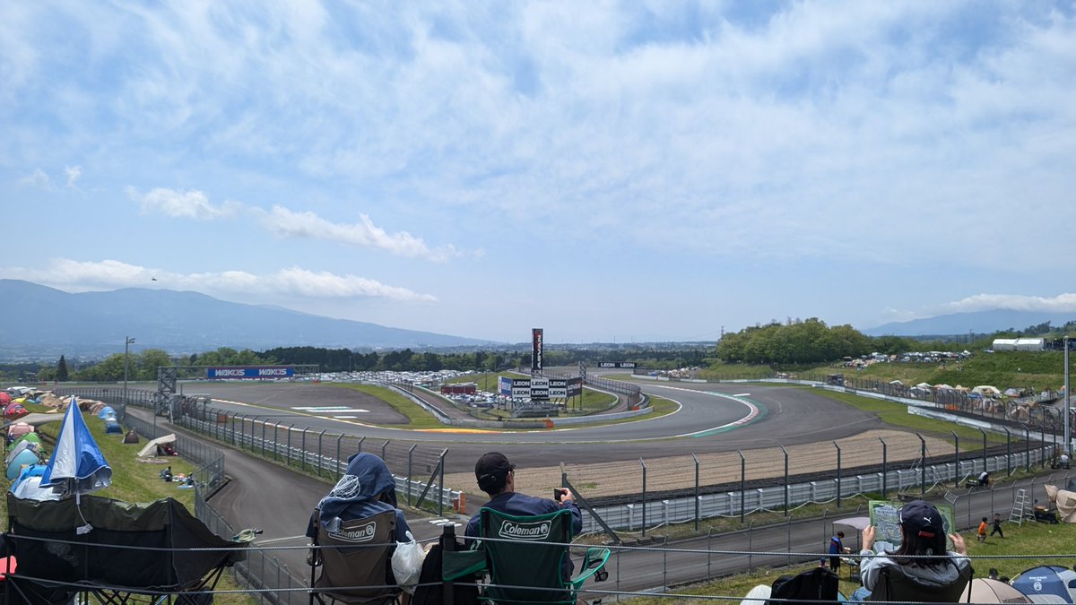 今日はスーパーGT見に来てます！
チケット用意してくださったエアバスターの三友商事様ありがとうございます🙇
#airbuster