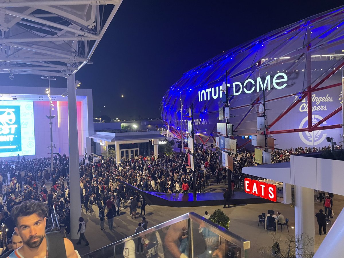 Bigsports0's tweet image. Really loved this team, James Harden, Ivica Zubac, Kawhi Leonard, Norman Powell, Nico Batum, Bogdan Bogdanovic, Kris Dunn, Derrick Jones, Jeff Van Gundy, Patty Mills, and the best owner in all of sports @Steven_Ballmer. Thank you for a special year #ClipperNation