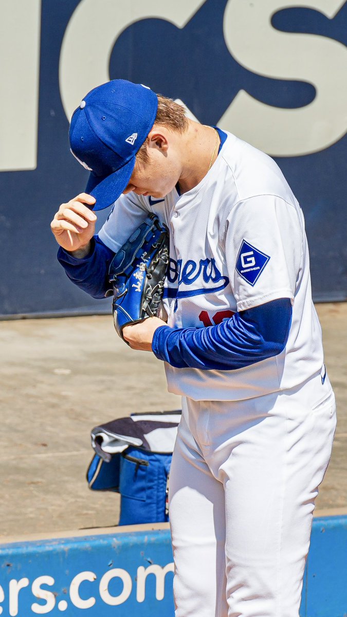 Tony Sibrian (@tonysib16) on Twitter photo Yoshinobu Yamamoto: NL Pitcher of the Month! 'Dominant' doesn’t even begin to cover it.
Photos taken at Dodger Stadium — the dream's in motion.
<a href="/Dodgers/">Los Angeles Dodgers</a> Yoshinobu Yamamoto: NL Pitcher of the Month! 'Dominant' doesn’t even begin to cover it.
Photos taken at Dodger Stadium — the dream's in motion.
<a href="/Dodgers/">Los Angeles Dodgers</a>