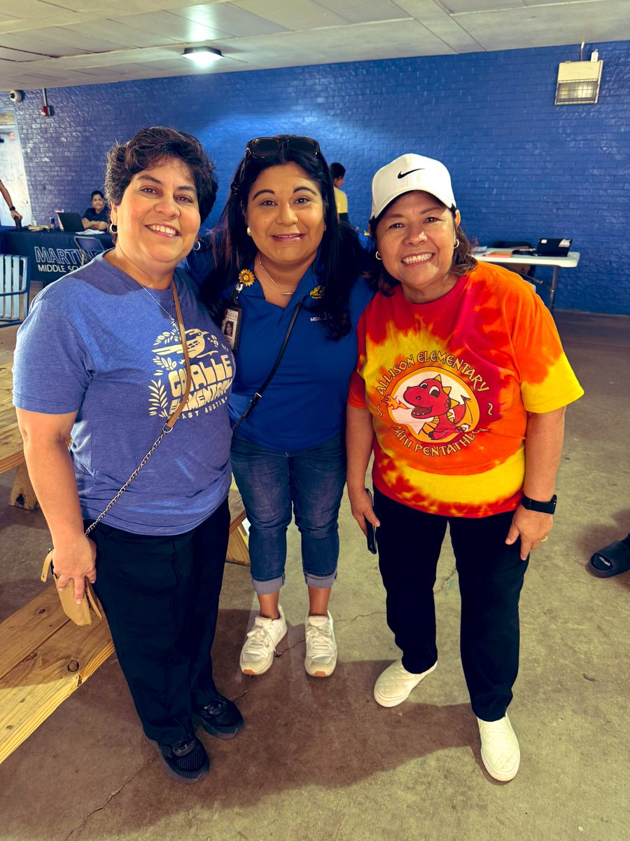 Martin Middle School (@mmseagles) on Twitter photo A few of the people that made STEAMfest <a href="/MMSEagles/">Martin Middle School</a> the best today. Thank you to all who came out to have some fun. #GoEaglesGo <a href="/Govalle_Roadies/">Govalle RoadRunners</a> <a href="/accdistrict/">ACC District 🦇</a> <a href="/AllisonElement2/">Allison Elementary</a> Tag: Ortega Elementary A few of the people that made STEAMfest <a href="/MMSEagles/">Martin Middle School</a> the best today. Thank you to all who came out to have some fun. #GoEaglesGo <a href="/Govalle_Roadies/">Govalle RoadRunners</a> <a href="/accdistrict/">ACC District 🦇</a> <a href="/AllisonElement2/">Allison Elementary</a> Tag: Ortega Elementary