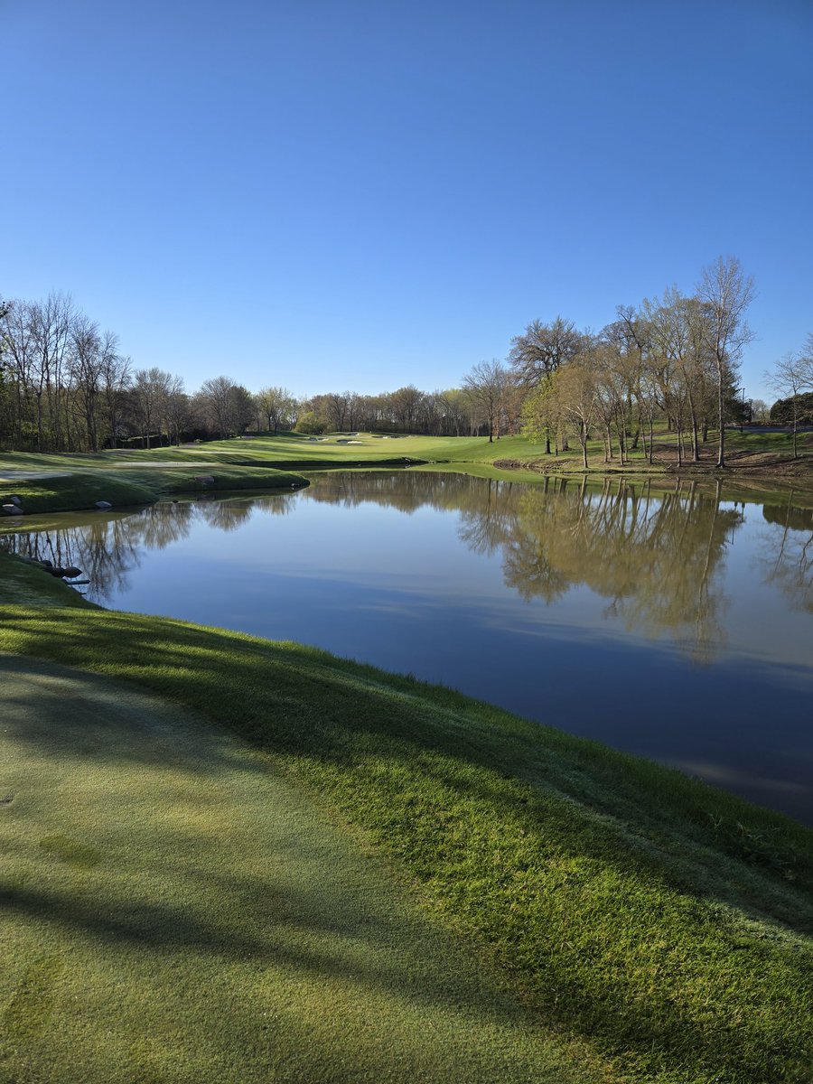 bearpathsup's tweet image. For May 3rd in MN, and the long spring. The Turfgrass team has been putting in the work to make @BearpathGCC great again. @michaelfreeberg Twitterless  Parker Borensen.  What we have created is pretty special and I'm very greatful for a fantastic team!!  

Opening Scramble 🔥🔥