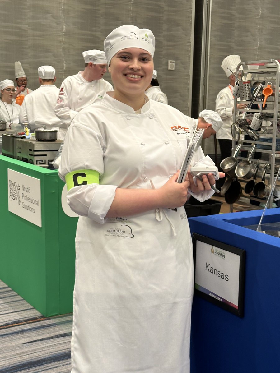 KSRestaurant's tweet image. Today was competition day for our ProStart Culinary team! #NPSI2025 #MadeinProStart #RoadtoNPSI 👏