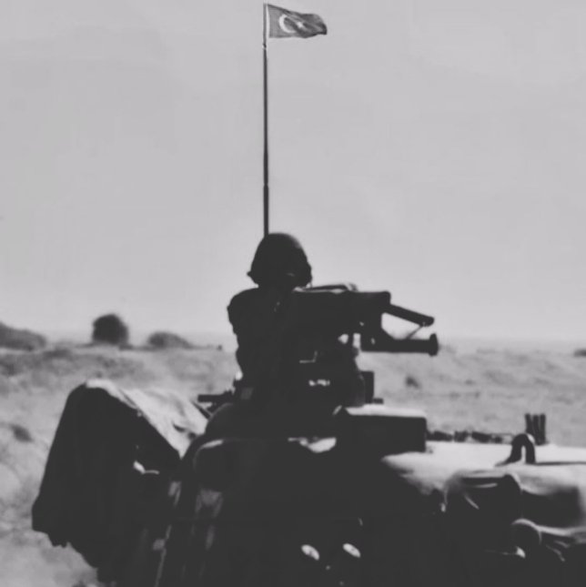 #UzmanÇavuşlar
#SerdengeçtiUzmanÇavuş
#TBMMUzmanÇavuşuUnutma
#GündemdeUzmanÇavuş
#UzmanÇavuşaTazminat
Bu TopraklarKorkmayanların
KahramanlıkDestanı yazanların
Al sancak altında hür yaşayanların
BirHilal uğrunaGöğsünü SiperEdnlern
Ya istiklal ya ölüm diye yola çıkanlarınÜLKESİDİR