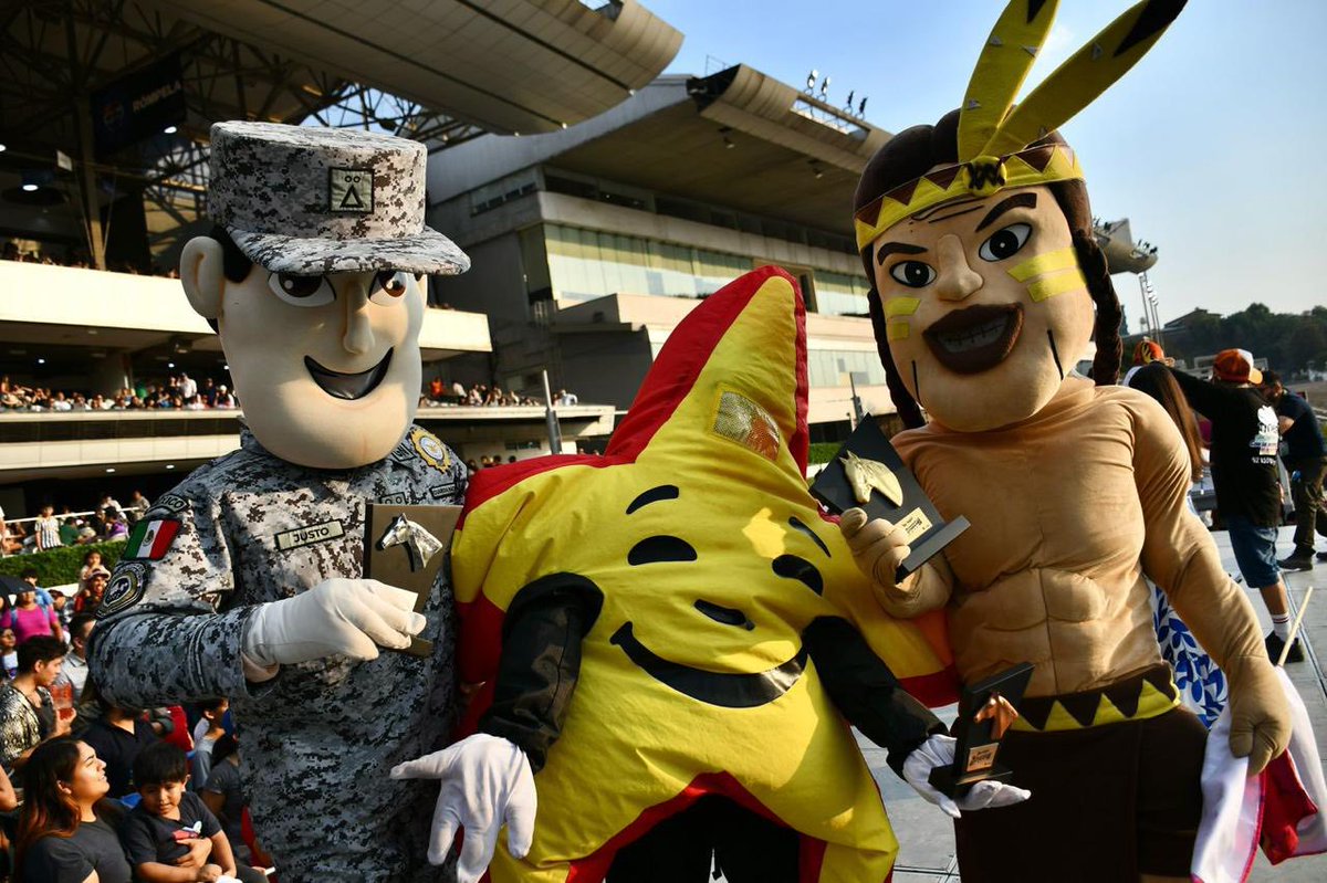 El #AgenteJusto, obtuvo el segundo lugar en la “6/a. Carrera de Botargas”, celebrada en el Hipódromo de Las Américas en la #CDMX. Con estas acciones se promueve la sana convivencia y se fortalece la confianza entre ciudadanía y autoridades. #LaGuardiaNacionalEstáContigo