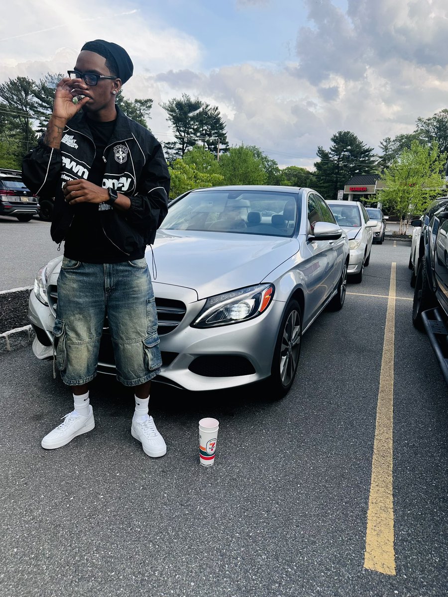 baehelpdotty's tweet image. I’m tryn be worth a B