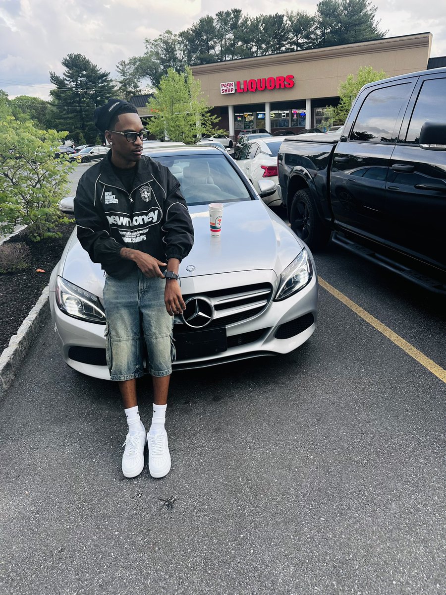 baehelpdotty's tweet image. I’m tryn be worth a B