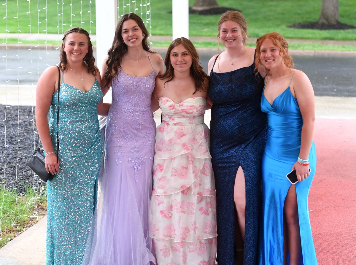 Jason Malmont (@jmalmont) on Twitter photo The Big Spring High School Prom took place on Saturday, May 3, 2025, at the Letort View Conference Center on the Carlisle Barracks. We'll have a gallery up at <a href="/cumberlink/">The Sentinel</a> early tomorrow morning. <a href="/BigSpringSD/">Big Spring SD</a> The Big Spring High School Prom took place on Saturday, May 3, 2025, at the Letort View Conference Center on the Carlisle Barracks. We'll have a gallery up at <a href="/cumberlink/">The Sentinel</a> early tomorrow morning. <a href="/BigSpringSD/">Big Spring SD</a>