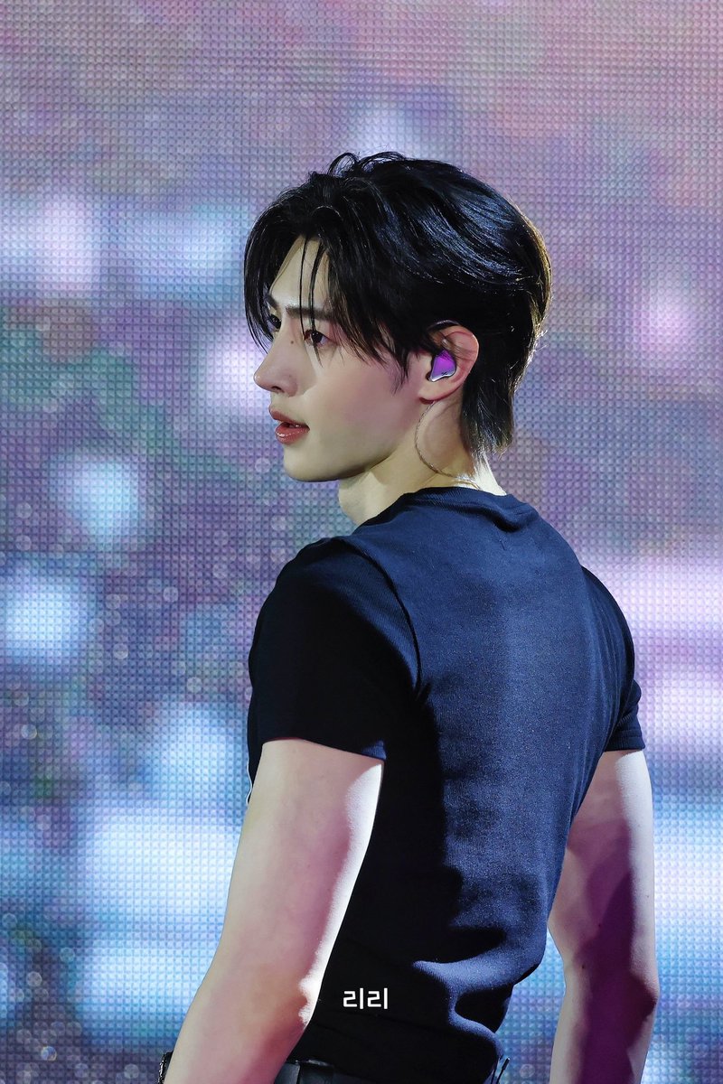 𝗺𝗶𝗻𝗮 tweet media