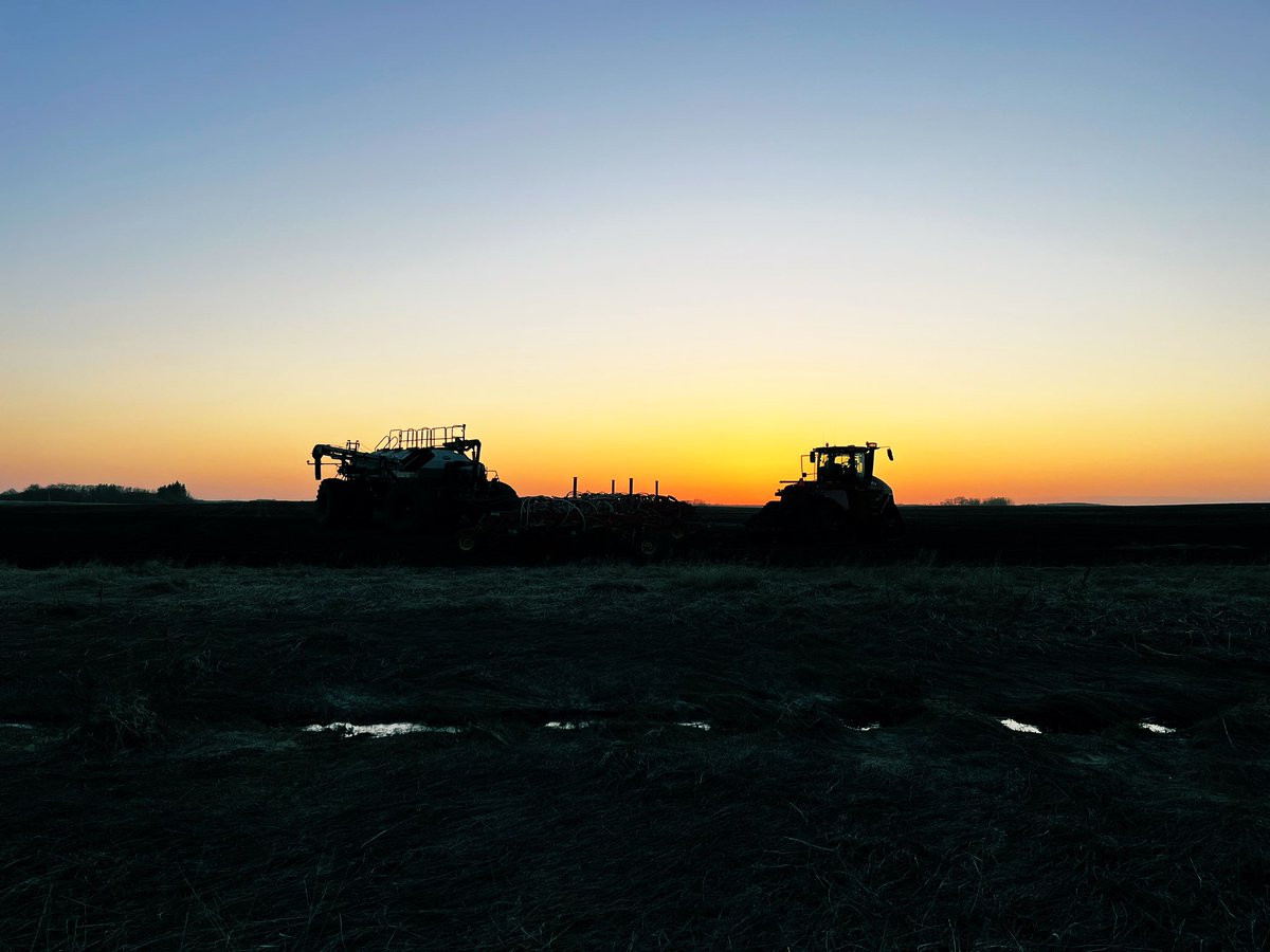 Chris_bauer_LL's tweet image. Day 1 in the books. Full of issues and bugs and forgetfulness. But we have started #plant25 #firstsunset #durum