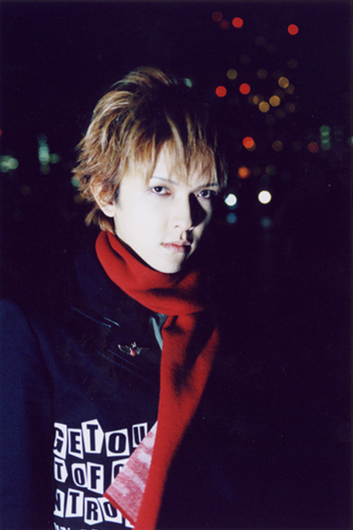 潤さん
誕生日おめでとうございます！！

#PIERROT 
#COCOON の頃の
#写真を添えて