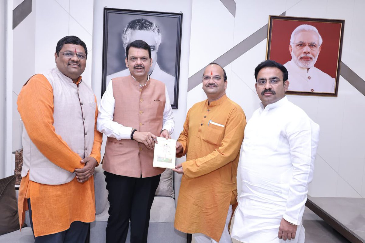 Maharashtra's favourite Chief Minister 
<a href="/Dev_Fadnavis/">Devendra Fadnavis</a> ji will be the part of this fabulous 🤩 event - Sanatan Rashtra Shanknad Mahotsav!

They invited for #Shankhnad_Mahotsav_Goa

<a href="/SG_HJS/">Sunil Ghanwat 🛕🛕</a> <a href="/AbhayVartak/">abhay vartak</a>