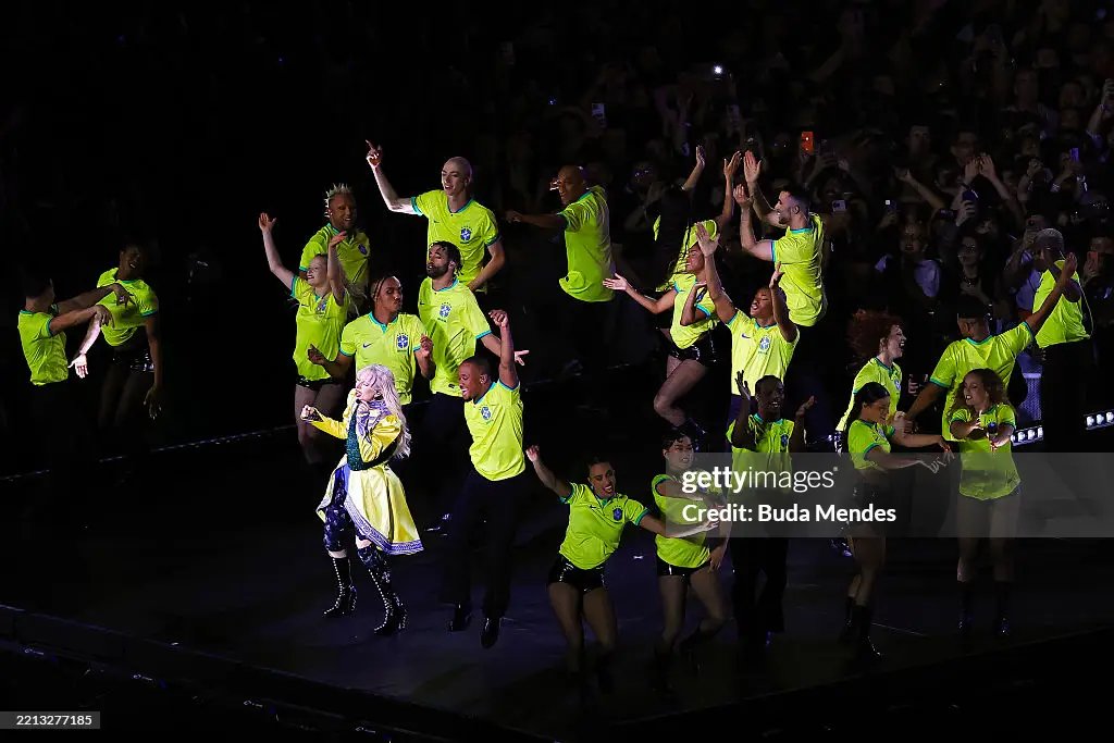 TALENTED, BRILLIANT, INCREDIBLE, AMAZING, SHOW STOPPING, SPECTACULAR, NEVER THE SAME, TOTALLY UNIQUE, COMPLETELY NOT EVER BEEN DONE BEFORE #MAYHEMNaPraia 🇧🇷