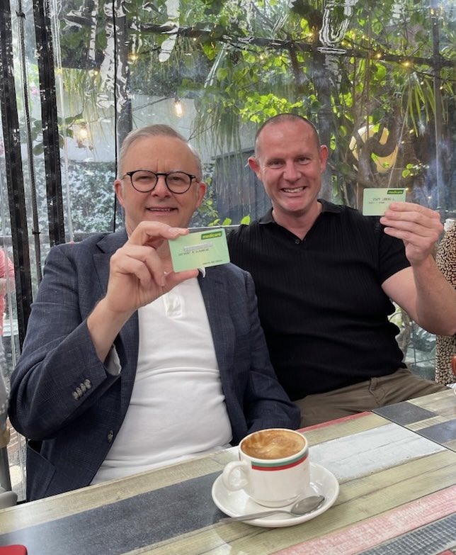 Welcoming the re-elected PM <a href="/AlboMP/">Anthony Albanese</a> back to the Inner West. A great day for Medicare and a great day for Australia #auspol #ausvotes